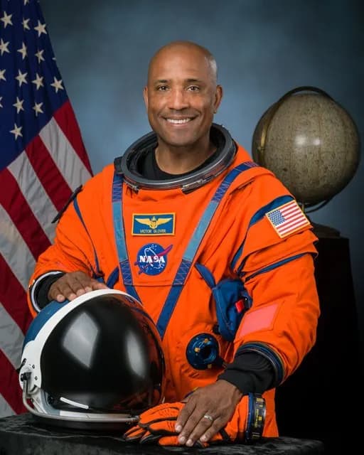 Victor Glover astronaut portrait